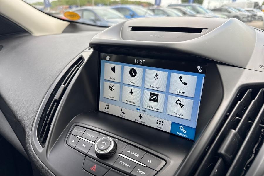 Ford KUGA Photo autoimg-28985fe9c40ea1f0df14b79533bcaeb5956a9c5b.jpg