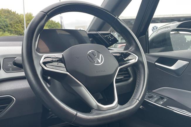 VOLKSWAGEN ID.3 Photo 27