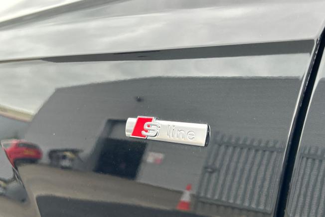 Audi Q7 Photo 45