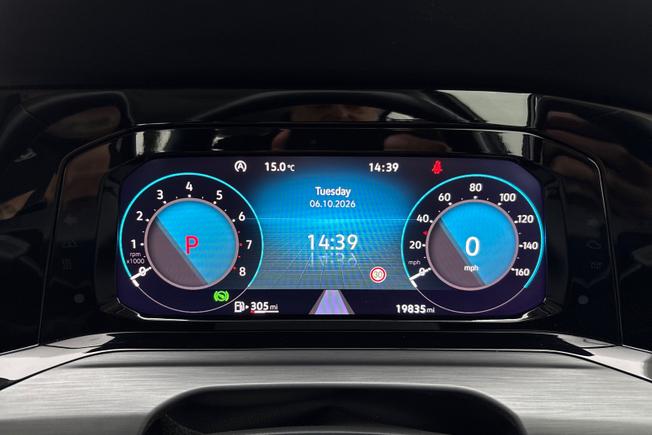 VOLKSWAGEN Golf Photo 15