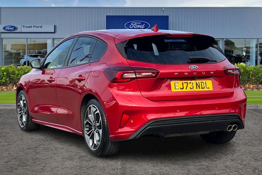 Ford FOCUS Photo autoimg-28a1bae24f13582251d65e2b44d682197f9c64ff.jpg