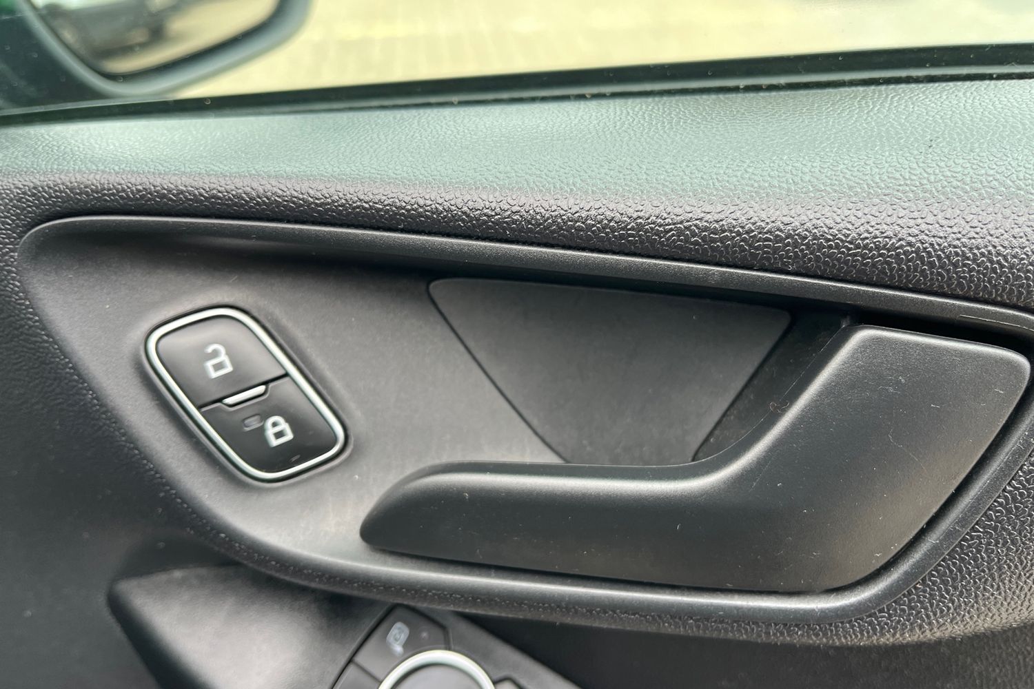 Ford Fiesta Photo 36