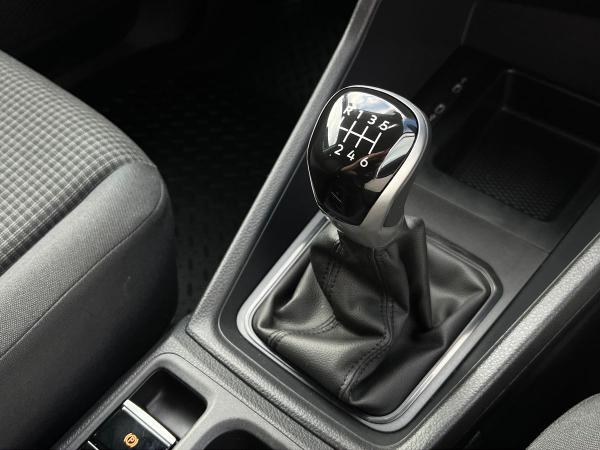 Volkswagen Caddy Photo autoimg-28a57f8b2623c14cbf06517a48831799feb4fa52.jpg