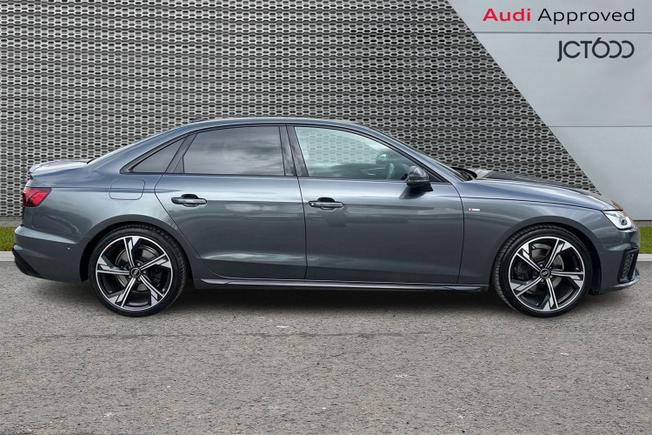 AUDI A4 Photo 4