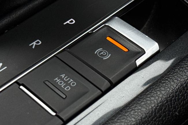 VOLKSWAGEN Tiguan Photo 27