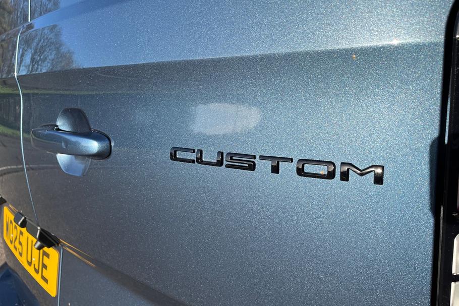 Used Ford TRANSIT CUSTOM 19