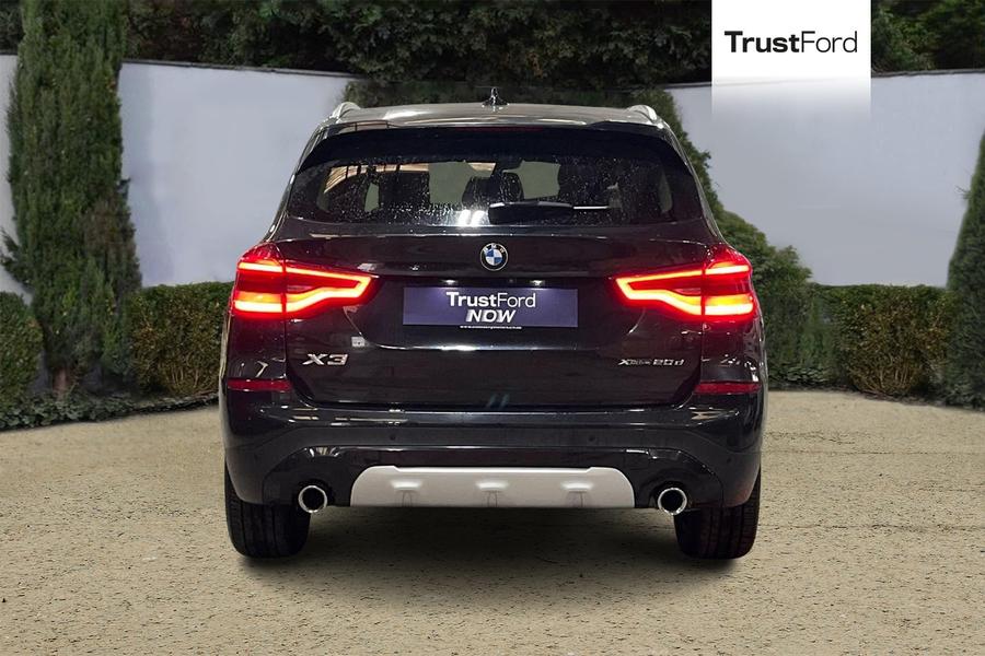 BMW X3 Photo autoimg-28b2b0b7f51cdad86ac8a49dc9468cd972ad3ddc.jpg
