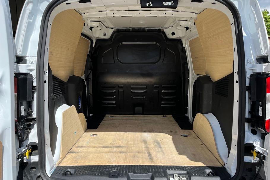 Used Ford TRANSIT COURIER LE24JNN 6