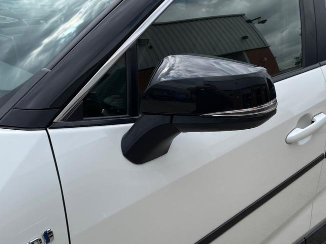 TOYOTA Rav4 Photo 20