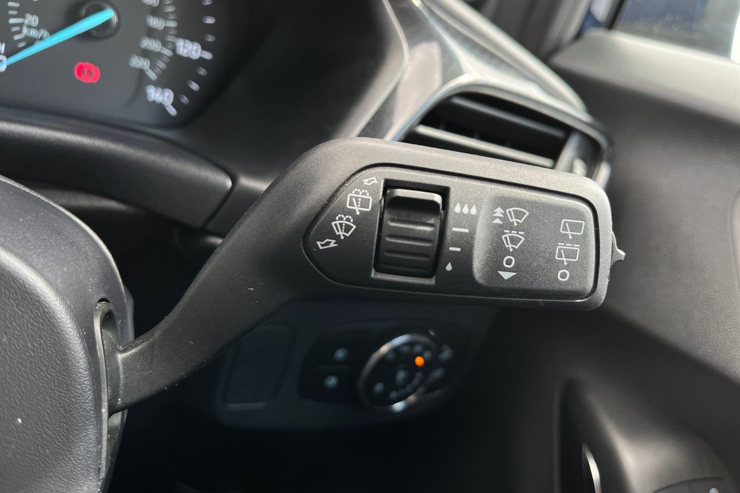 Ford Puma Photo 14
