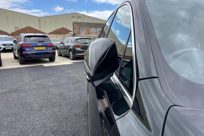 Audi Q7 Photo 57
