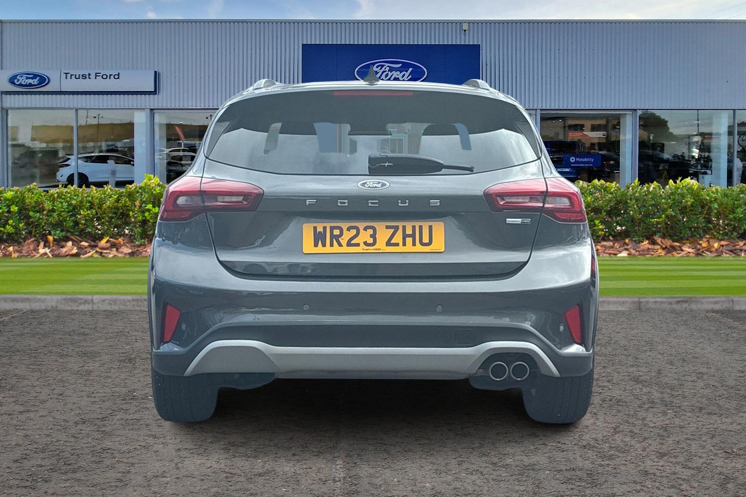Ford FOCUS Photo 6