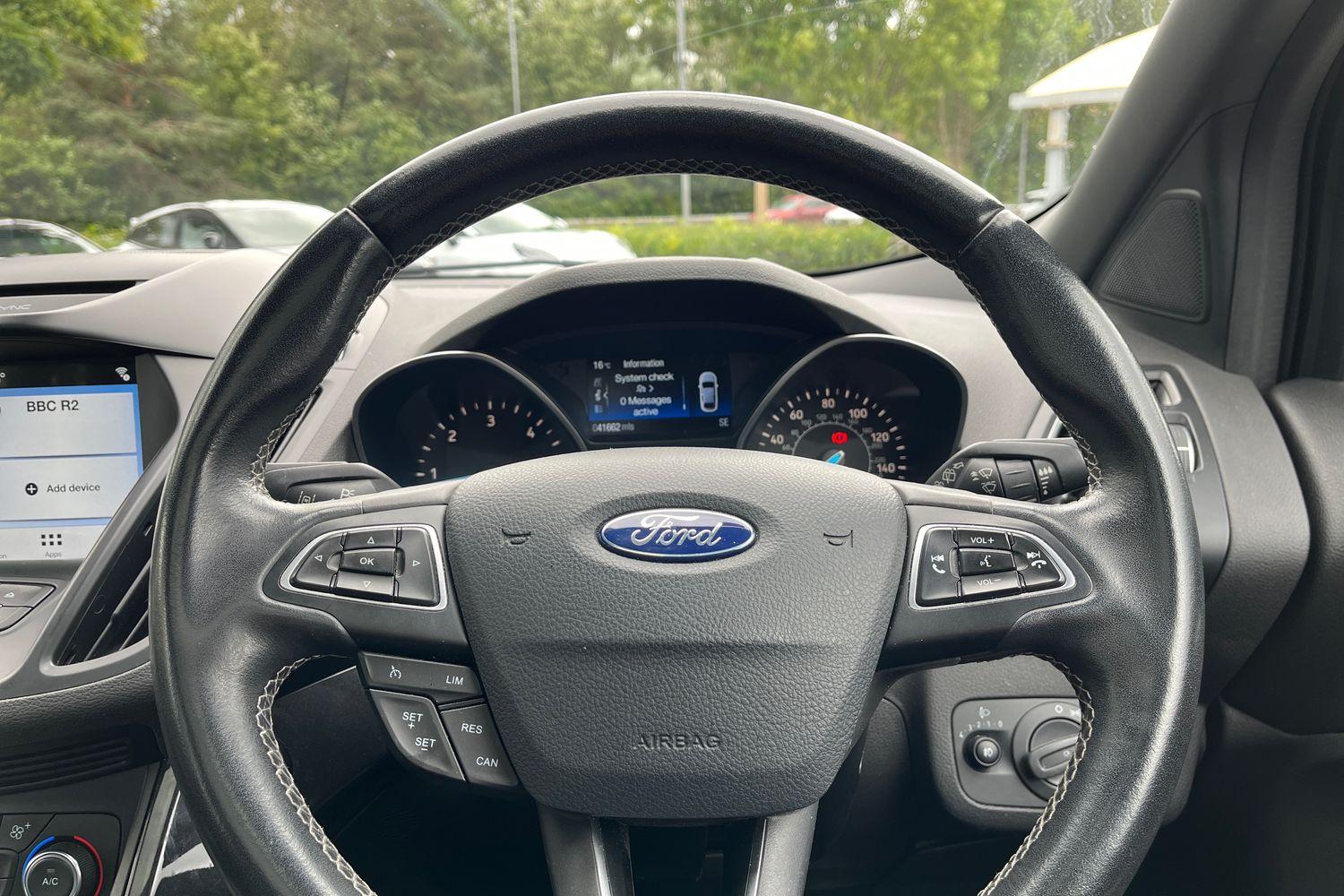 Ford KUGA Photo 11