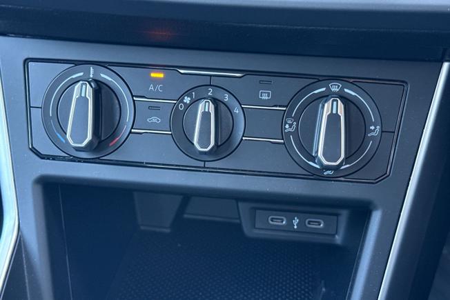 Volkswagen Polo Photo 23