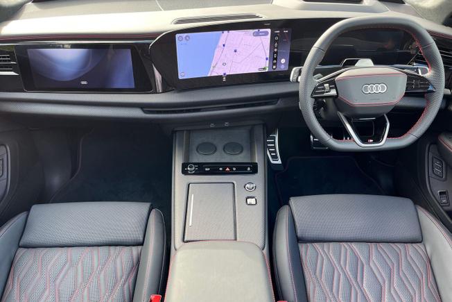 Audi Q7 Photo 10