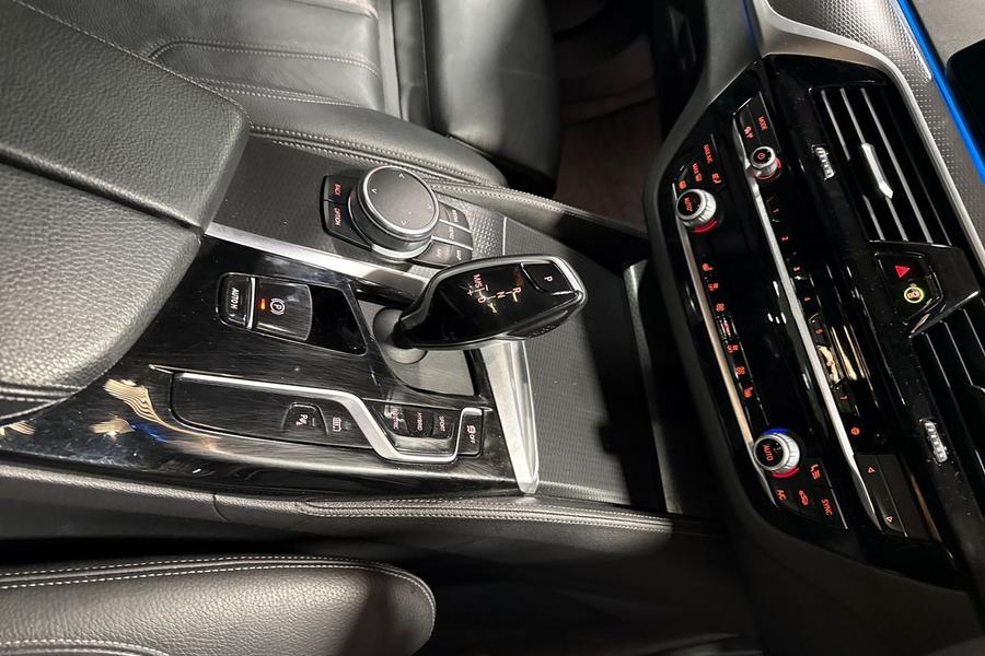 BMW 5 Series Photo autoimg-28c86fd00d74d1cf2f9f04157d6cb87bc6320779.jpg