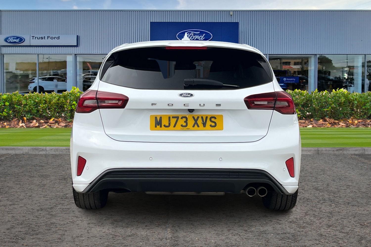 Ford Focus Photo 6