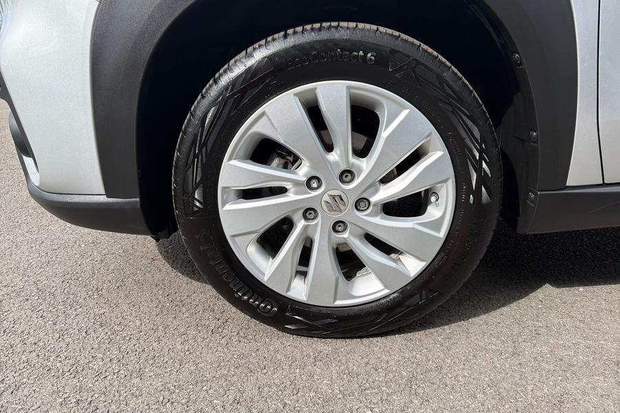 Suzuki S-Cross Photo autoimg-28cac9b307a763cccd3708bd88afe2906626ea31.jpg