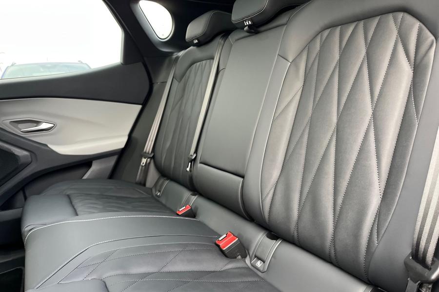 Ford Capri Photo autoimg-28ce3047b0a2092afb227f630b58dbf2066c6860.jpg