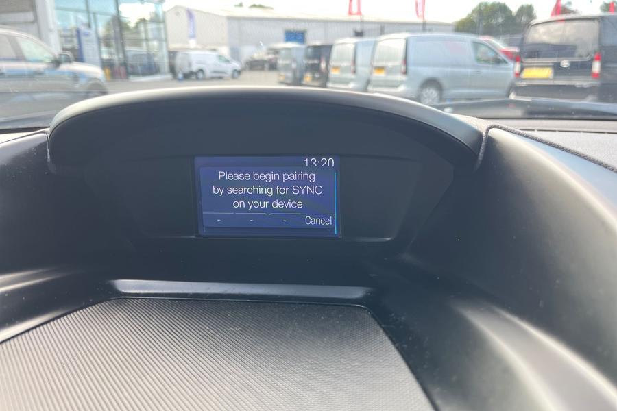 Ford KUGA Photo autoimg-28d1b1d27e23730f96a882e642cd9906a094ee8a.jpg