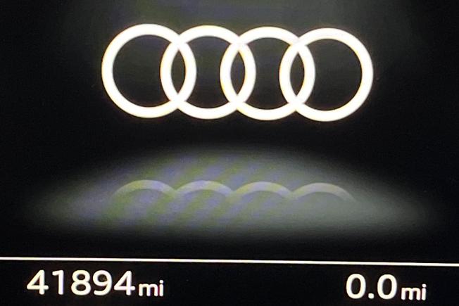 AUDI Q7 Photo 15