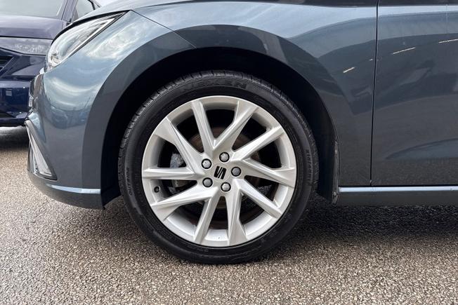 SEAT Ibiza Photo 26