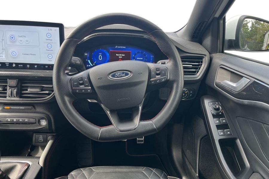 Ford FOCUS Photo autoimg-28d9f7b4c7d7ec715a6916af7ba9e693b3664d71.jpg