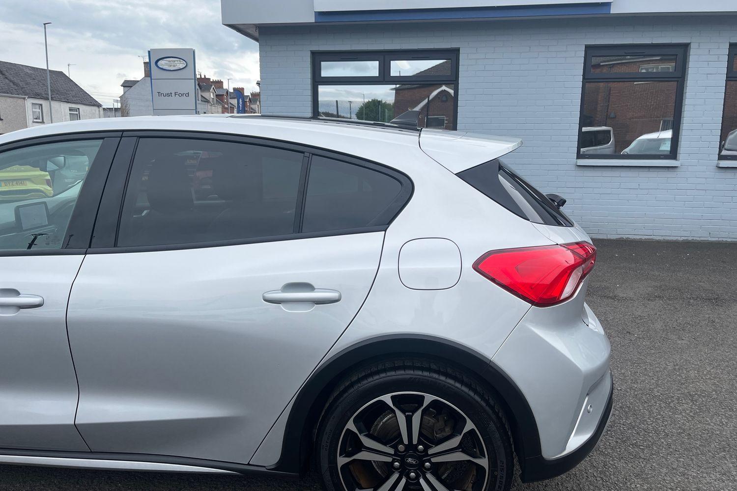 Ford FOCUS Photo 37