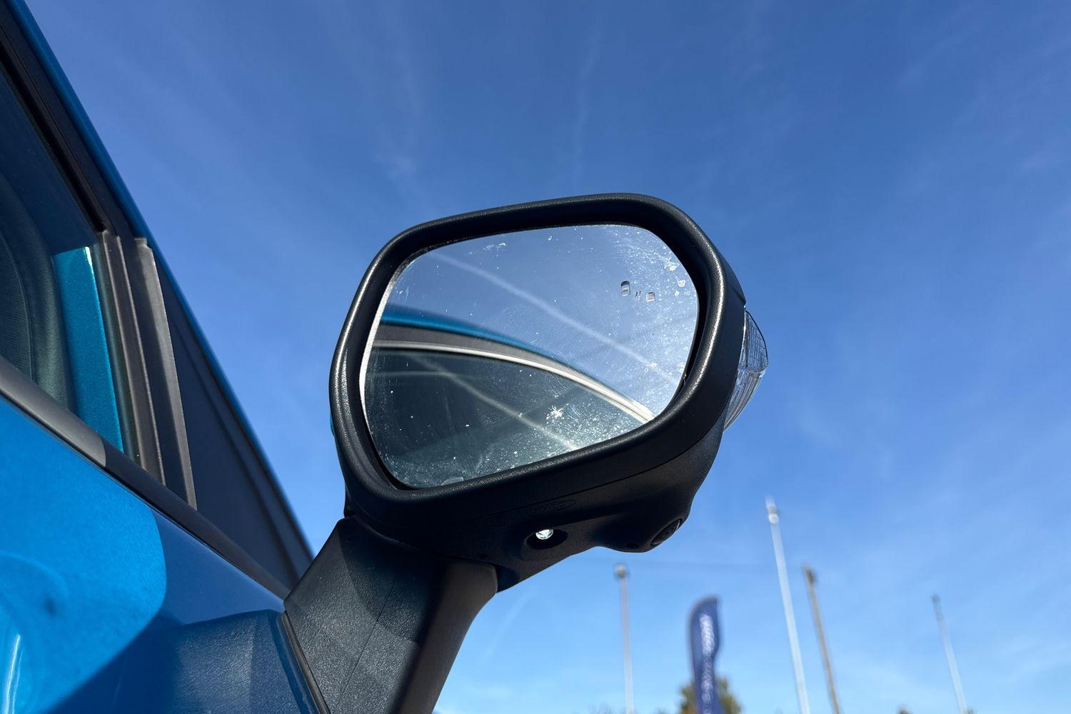 Ford PUMA Photo 22