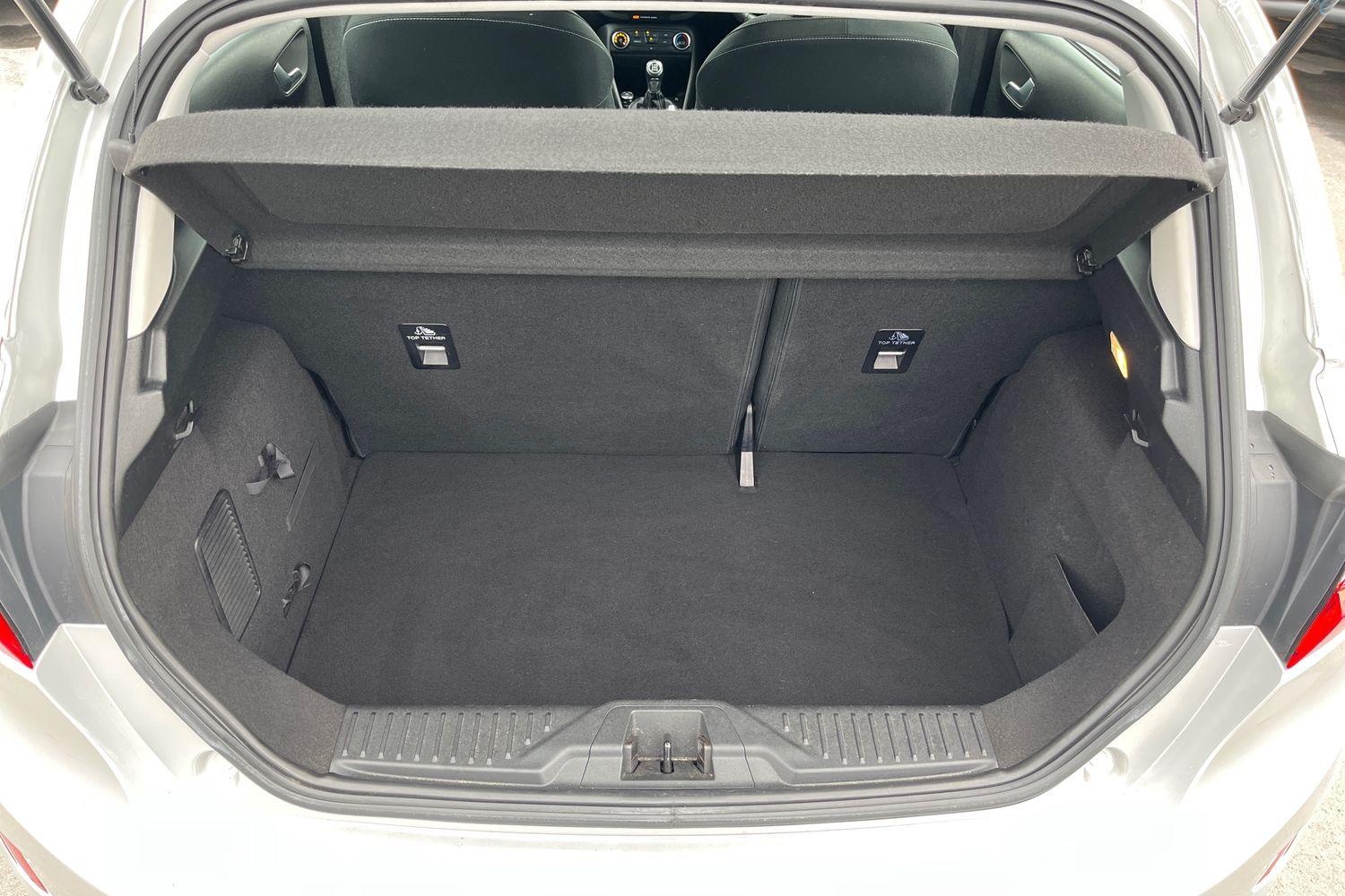 Ford FIESTA Photo 20