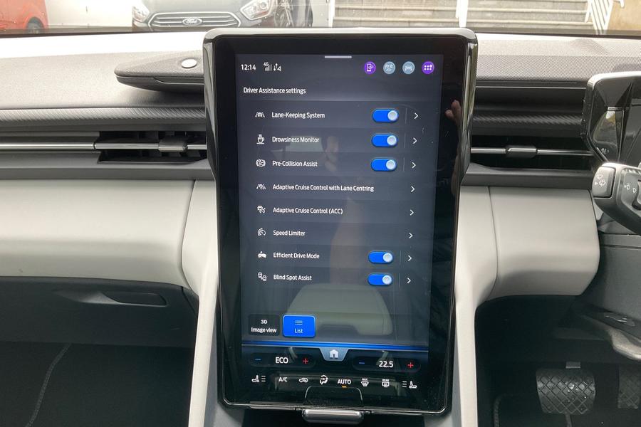 Ford Explorer Photo autoimg-28dfbab9d6385780025a5f1226325fe999f0a7e8.jpg