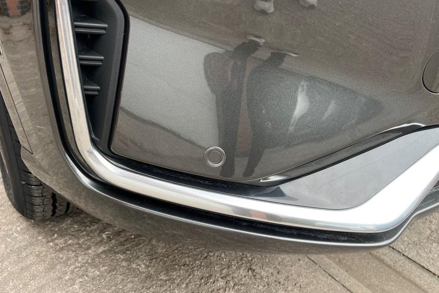 Ford KUGA Photo autoimg-28e168dd2858c1efffc419a561f480105026caf9.jpg