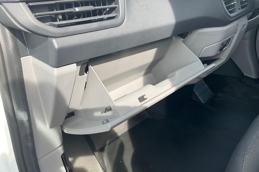Ford E-Transit Custom Photo autoimg-28e1859e0eeb9b8fe62f5f0c6bc3abdee6e904ae.jpg