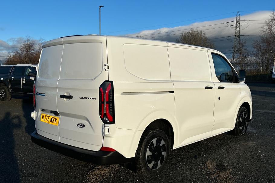 Used Ford E-TRANSIT CUSTOM 8