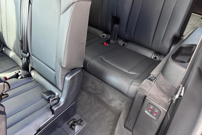 Audi Q7 Photo 43