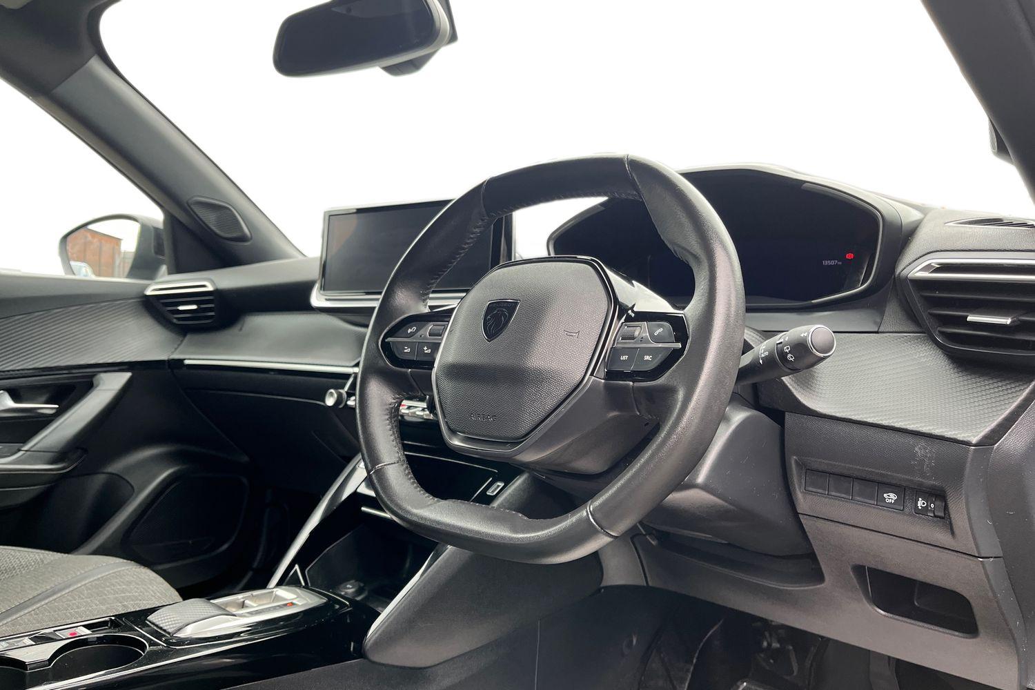 Peugeot 2008 Photo 8