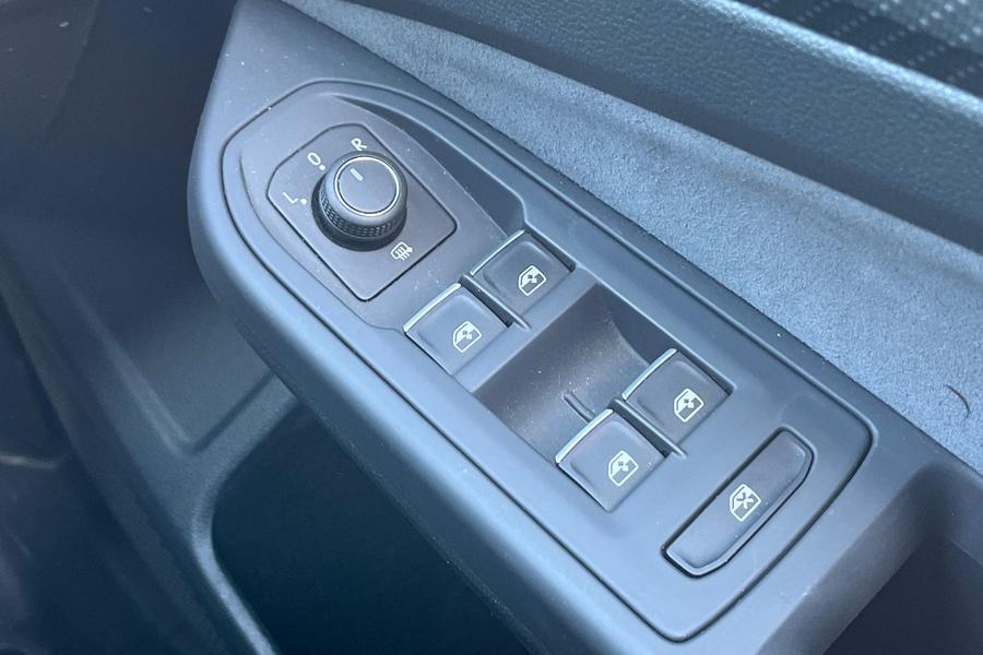 Volkswagen Golf Photo autoimg-28e7b5cfc73b2203256923d9113cd26c9a6430f4.jpg
