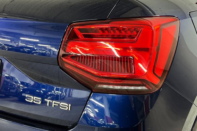 AUDI Q2 Photo 18