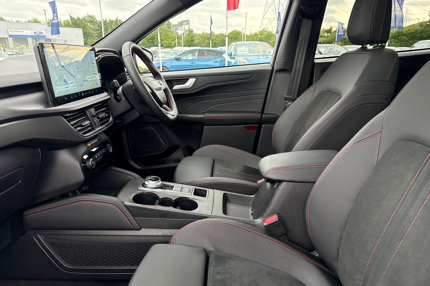 Ford Kuga Photo 18