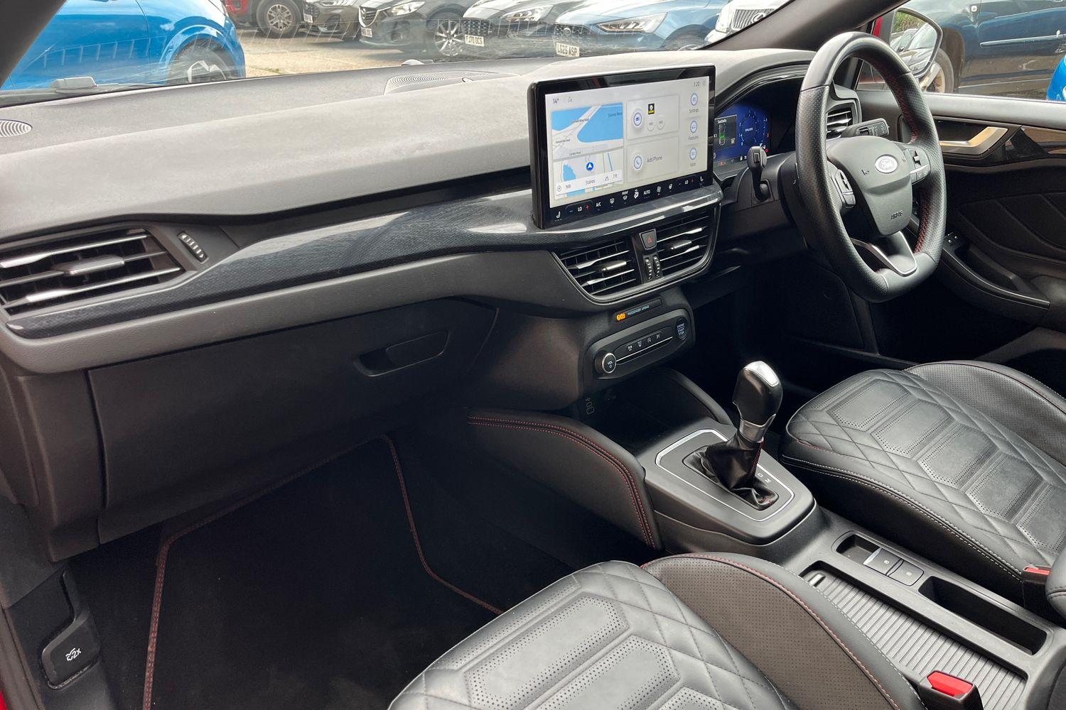 Ford FOCUS Photo 17