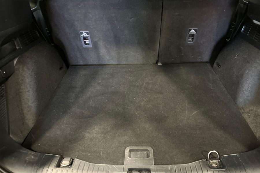 Ford KUGA Photo autoimg-28ee70c62c318df95b5c754eeb5467605fc72493.jpg