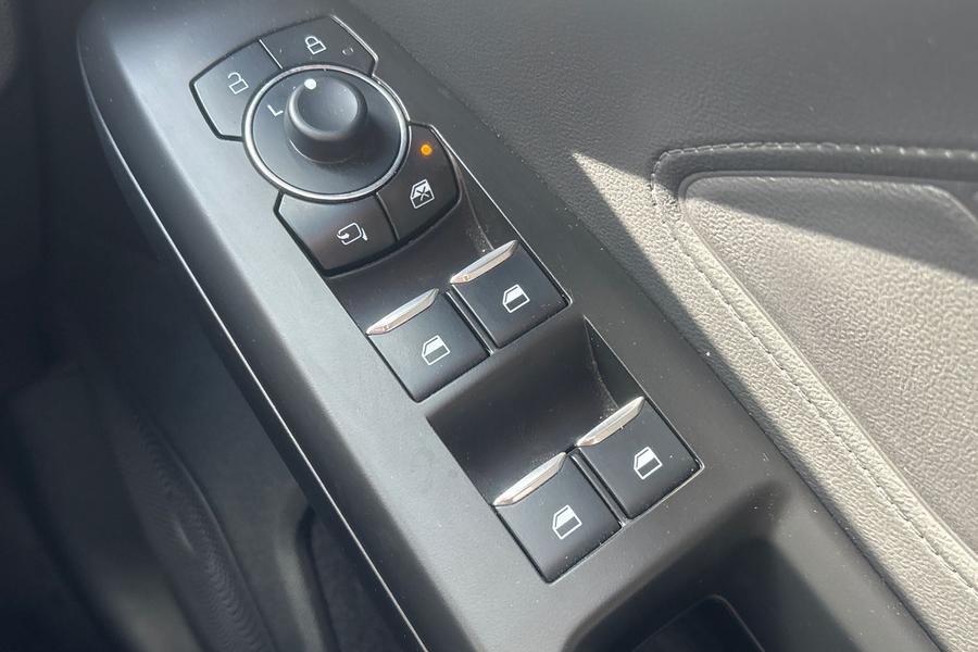 Ford Focus Photo autoimg-28ef99b52e773df645dea9ff90129405feec6087.jpg