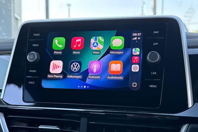 VOLKSWAGEN T-Roc Photo 34