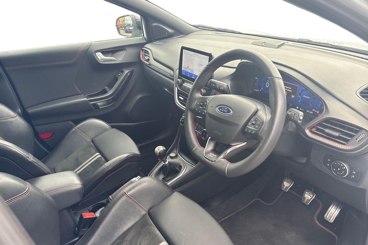 Ford PUMA Photo 8