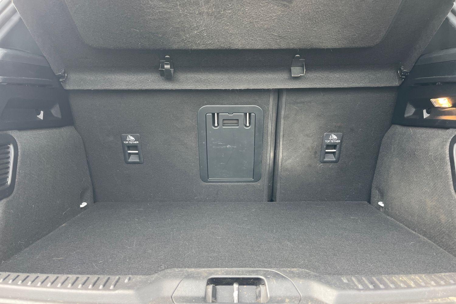 Ford FOCUS Photo 20
