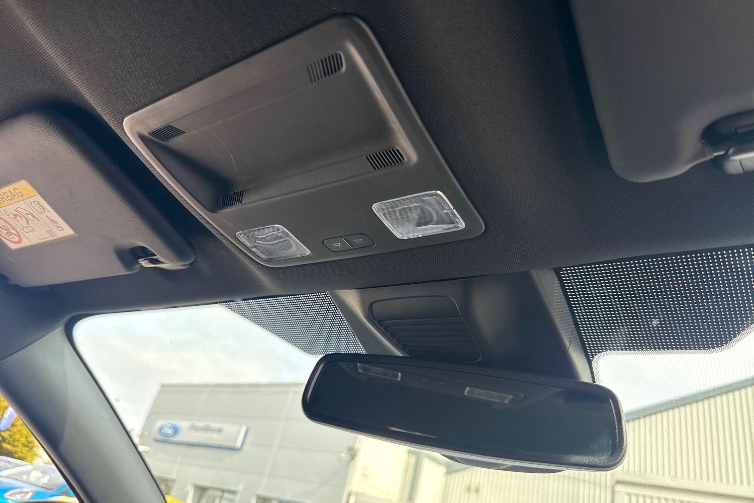 Ford FOCUS Photo 28