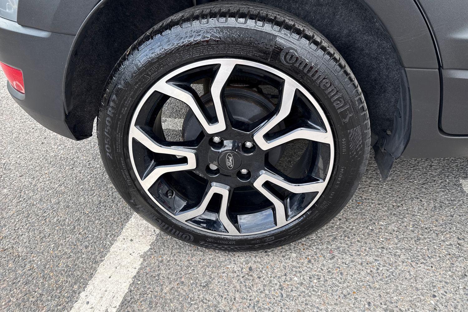 Ford ECOSPORT Photo 33