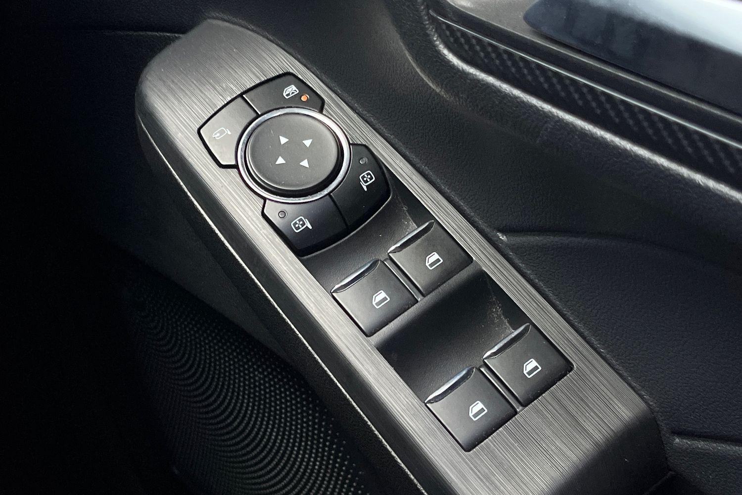 Ford KUGA Photo 15