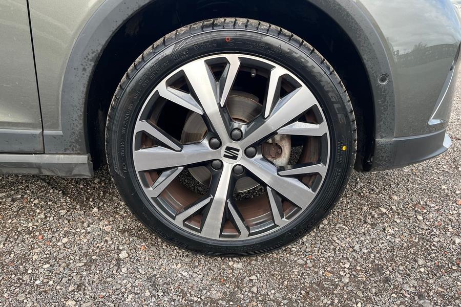 SEAT ARONA Photo autoimg-28fc1e6f815eab940364c3af36c8ab01ce0f64fe.jpg