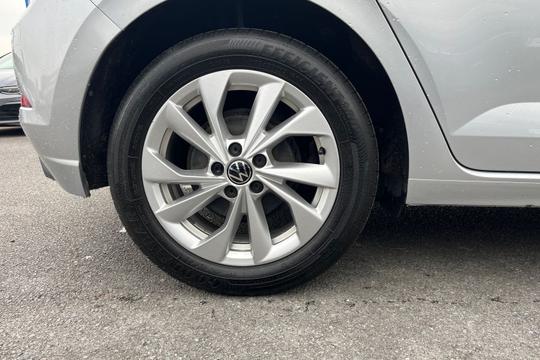 Volkswagen Polo Photo autoimg-28fc84f6524015dc6fd099cbc9632dac70822002.jpg